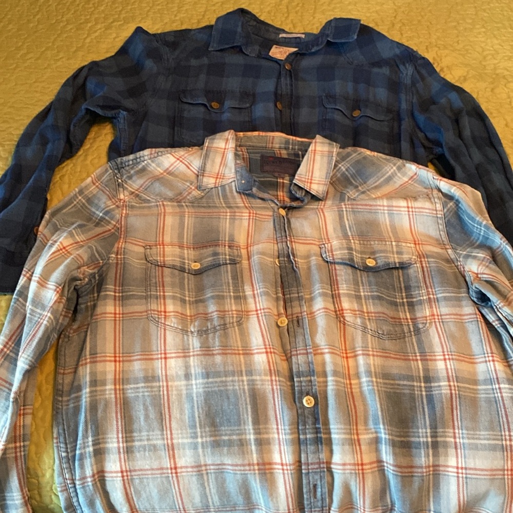 2 medium lucky brand button down shirts in euc